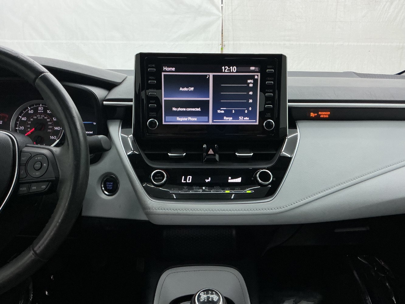 Used 2020 Toyota Corolla SE FWD image 30