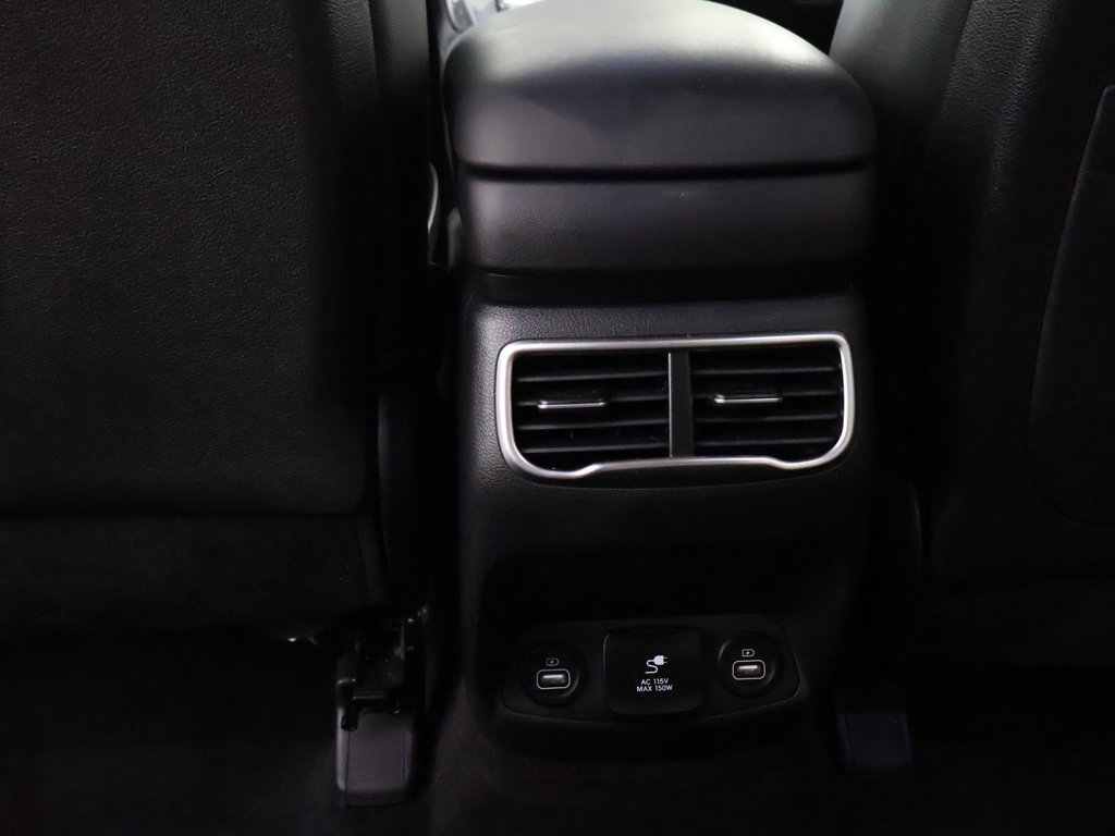Used 2023 Hyundai Santa Fe Limited image 47