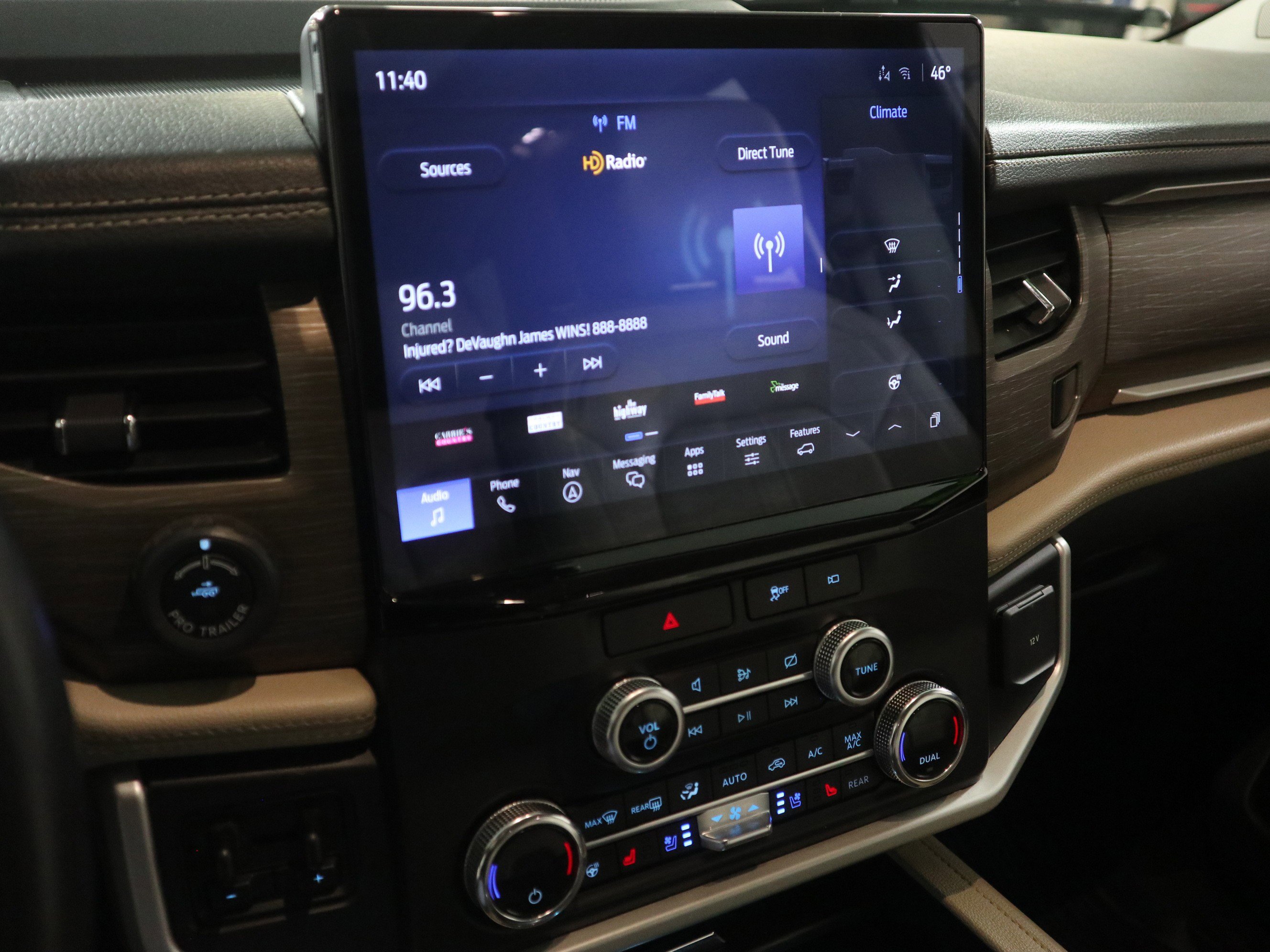 Used 2022 Ford Expedition Limited AWD/4WD image 21