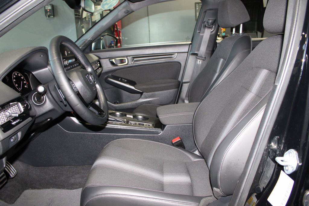 Certified 2024 Honda Civic Sport image 12