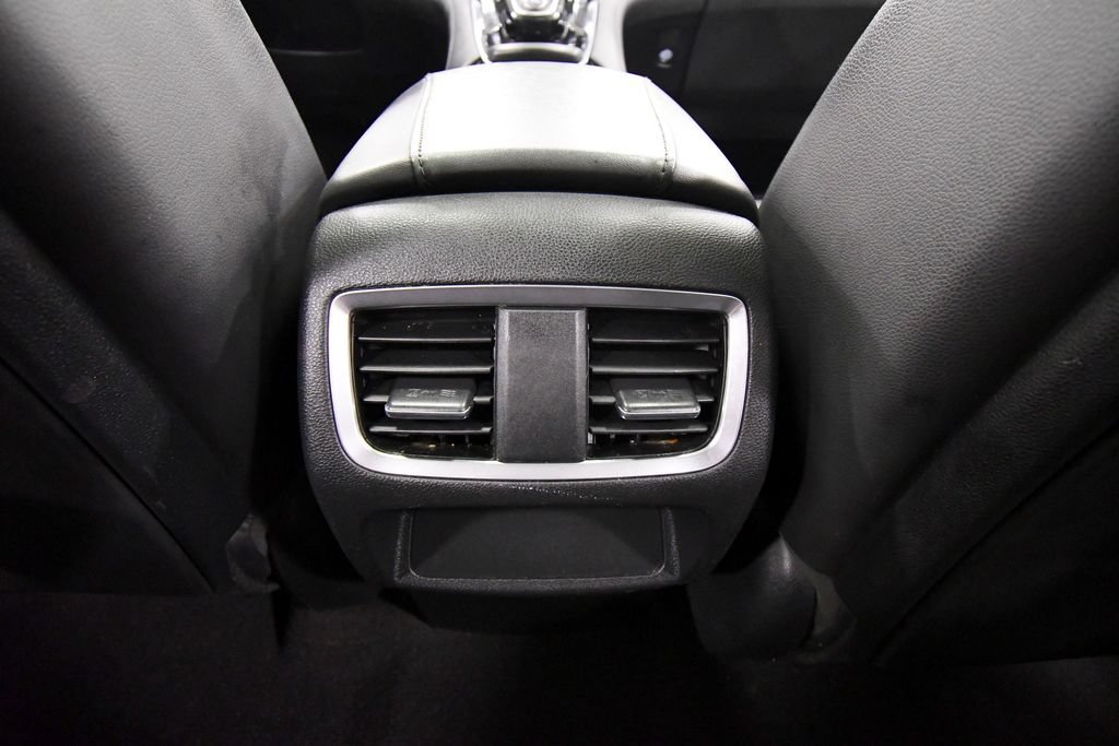 Used 2024 Acura RDX SH-AWD image 17