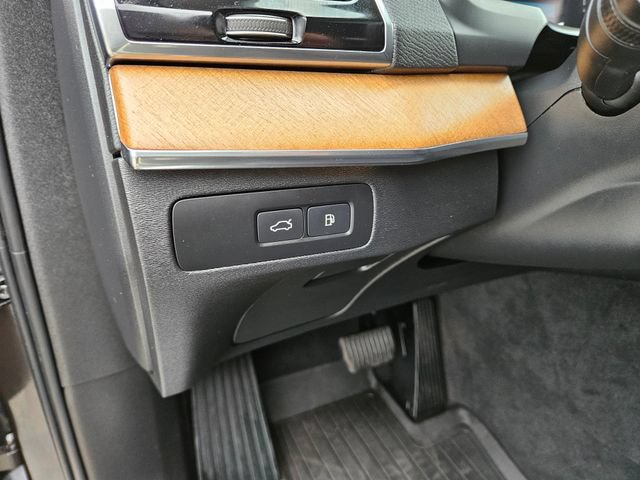 Certified 2024 Volvo XC90 T8 Plus w/ Protection Package Premier AWD/4WD image 22