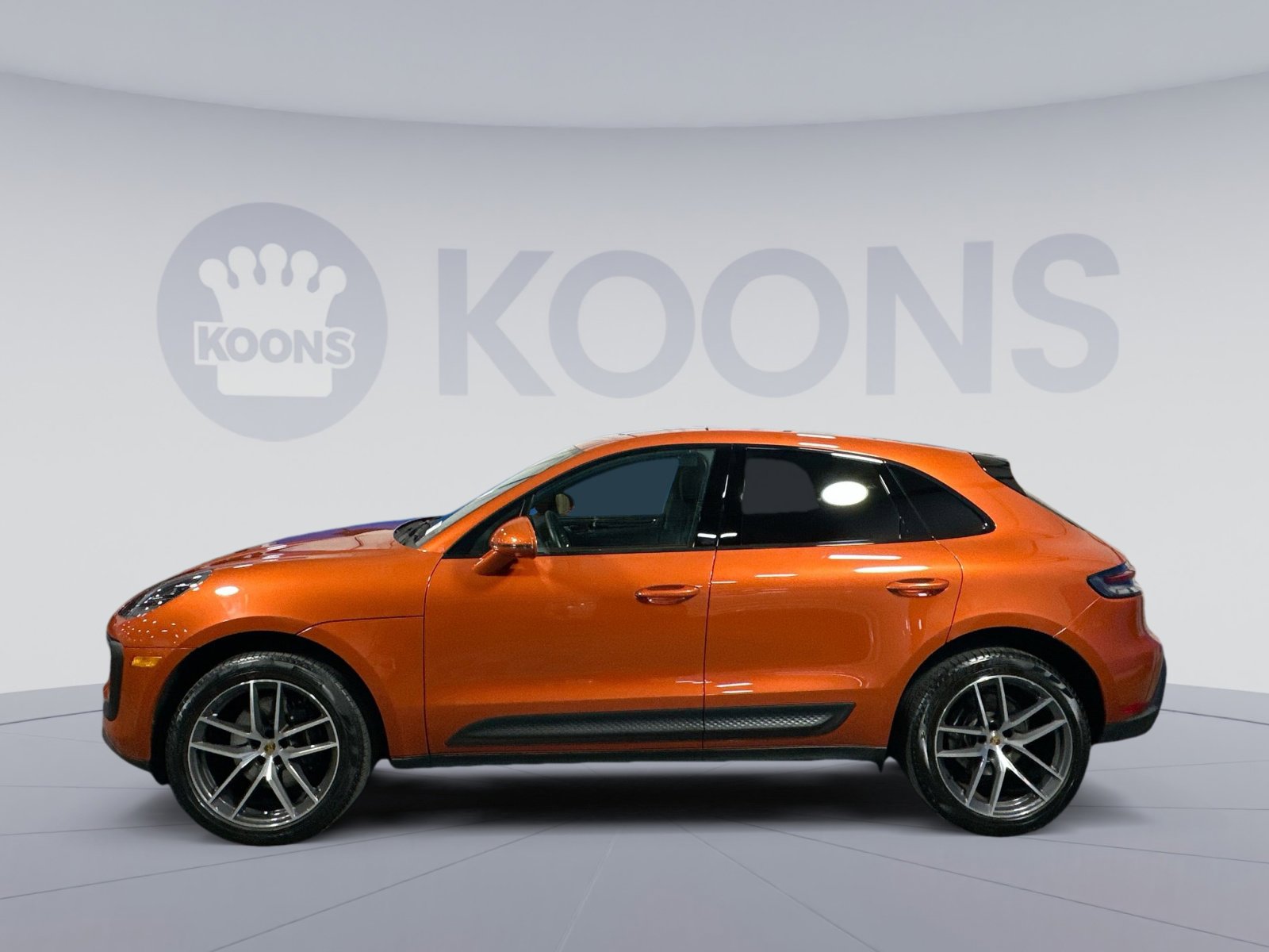 Used 2023 Porsche Macan S image 2
