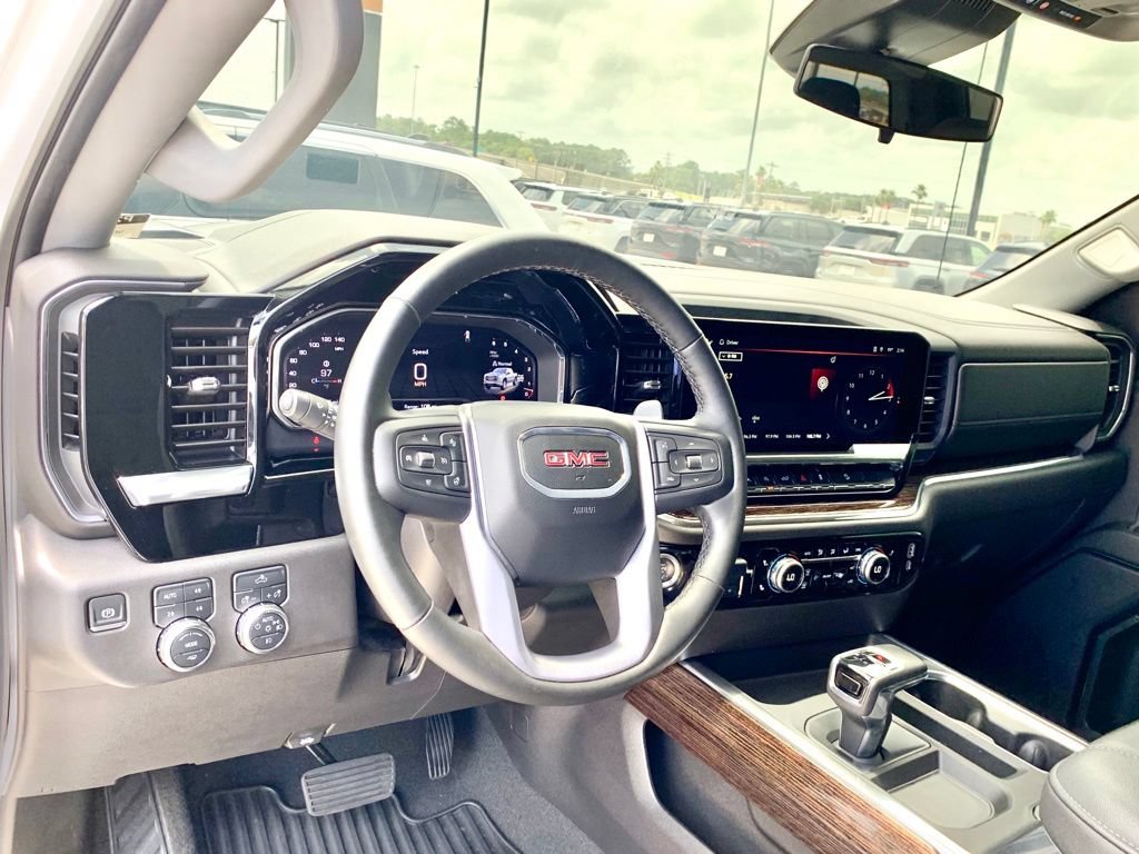 Used 2024 GMC Sierra 1500 Elevation w/ X31 Off-Road Package AWD/4WD image 15