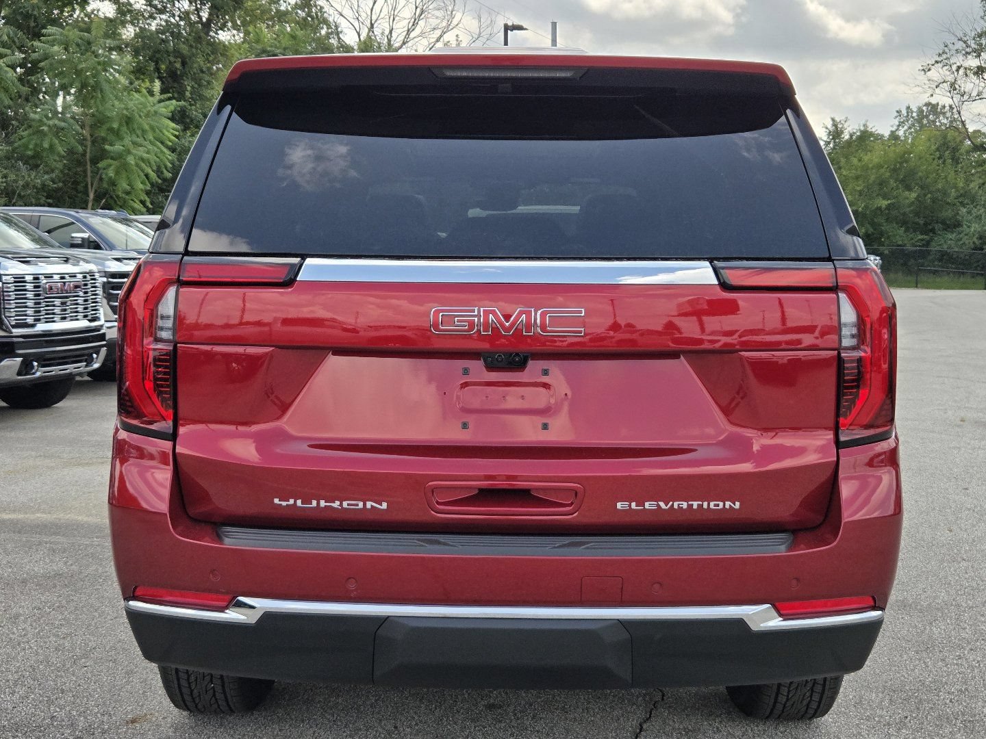 New 2026 GMC Yukon XL Elevation w/ Technology Package AWD/4WD image 19