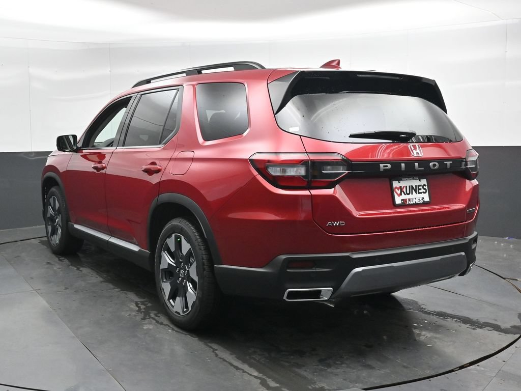 New 2026 Honda Pilot Touring image 8