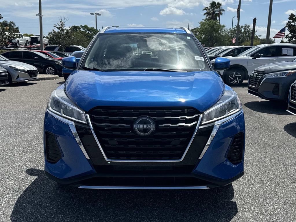 Used 2022 Nissan Kicks SV FWD image 9