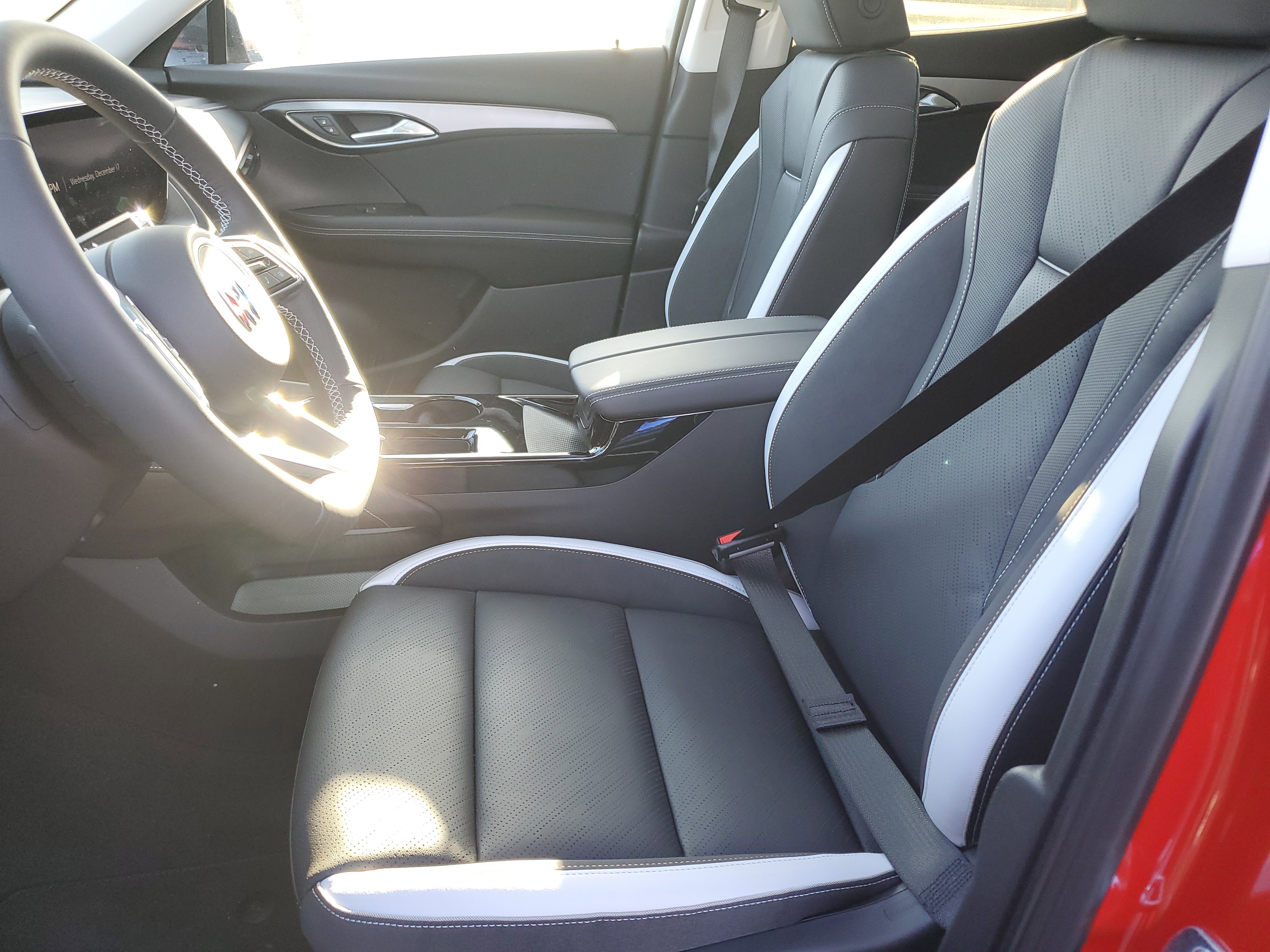 New 2025 Buick Envision Sport Touring image 28