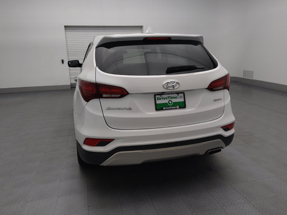 Used 2017 Hyundai Santa Fe Sport image 6