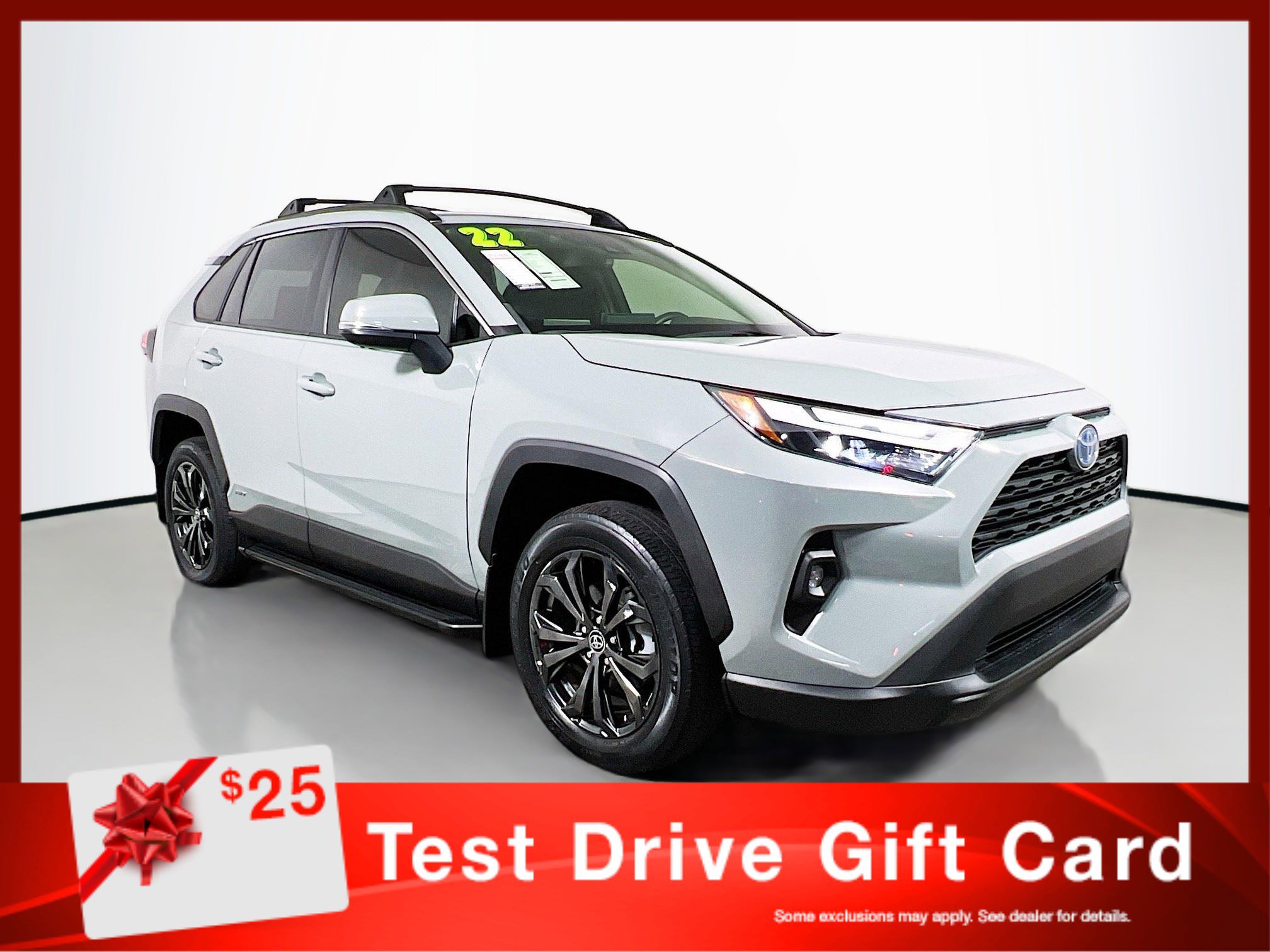 Used 2022 Toyota RAV4 XLE Premium image 1
