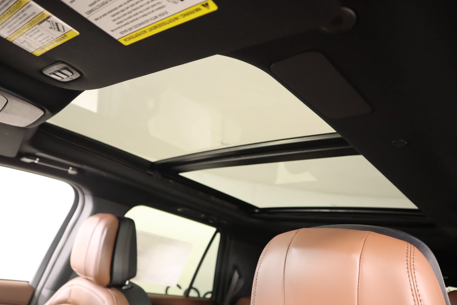 New 2026 Lincoln Navigator Reserve AWD/4WD image 16