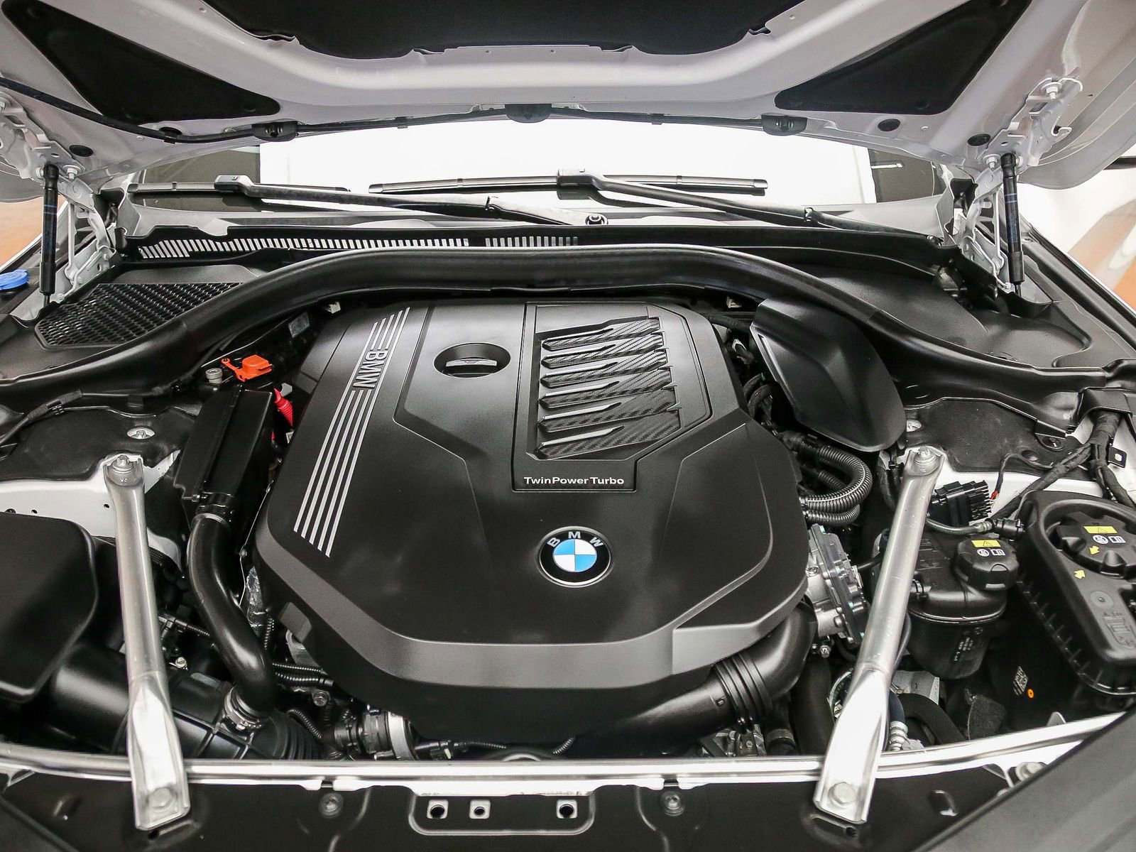 Used 2023 BMW 840i Convertible w/ M Sport Professional Package RWD image 29