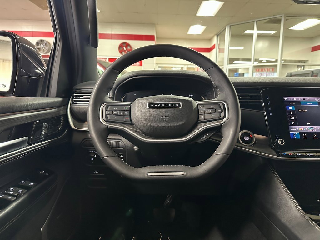 Certified 2024 Jeep Wagoneer L Series II w/ Flexible Seating Group image 16
