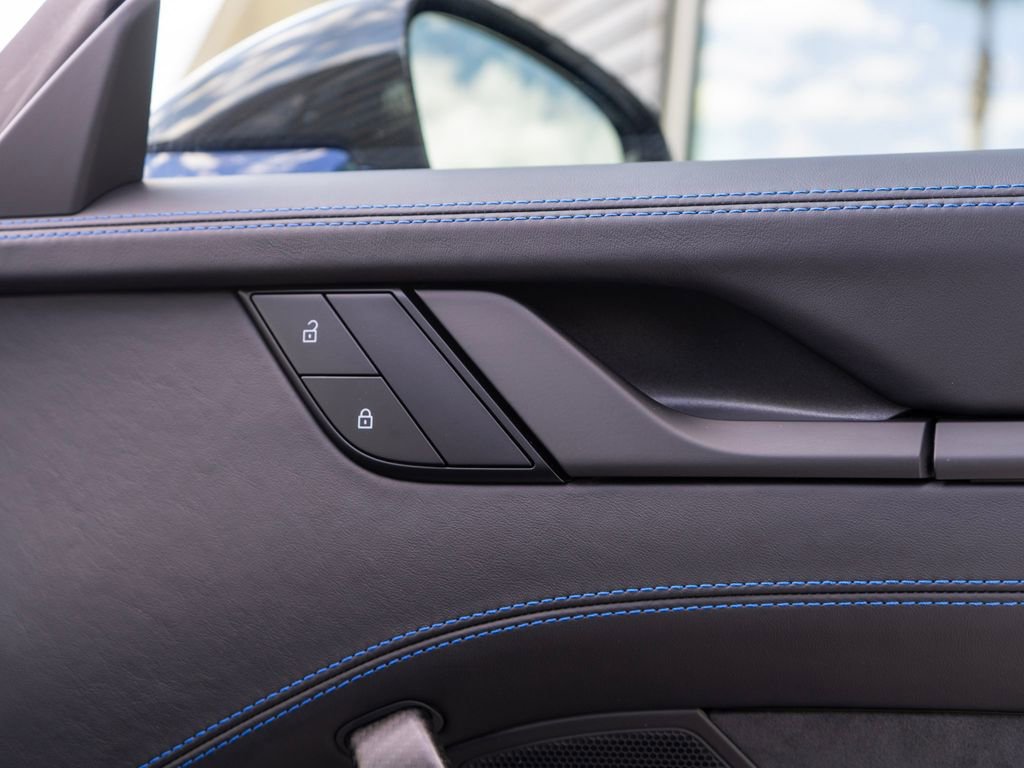 Used 2026 Porsche 911 GT3 image 31