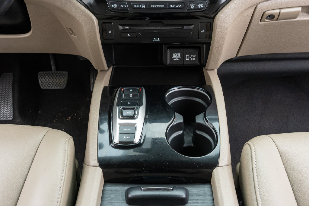 Certified 2020 Honda Pilot Touring image 29