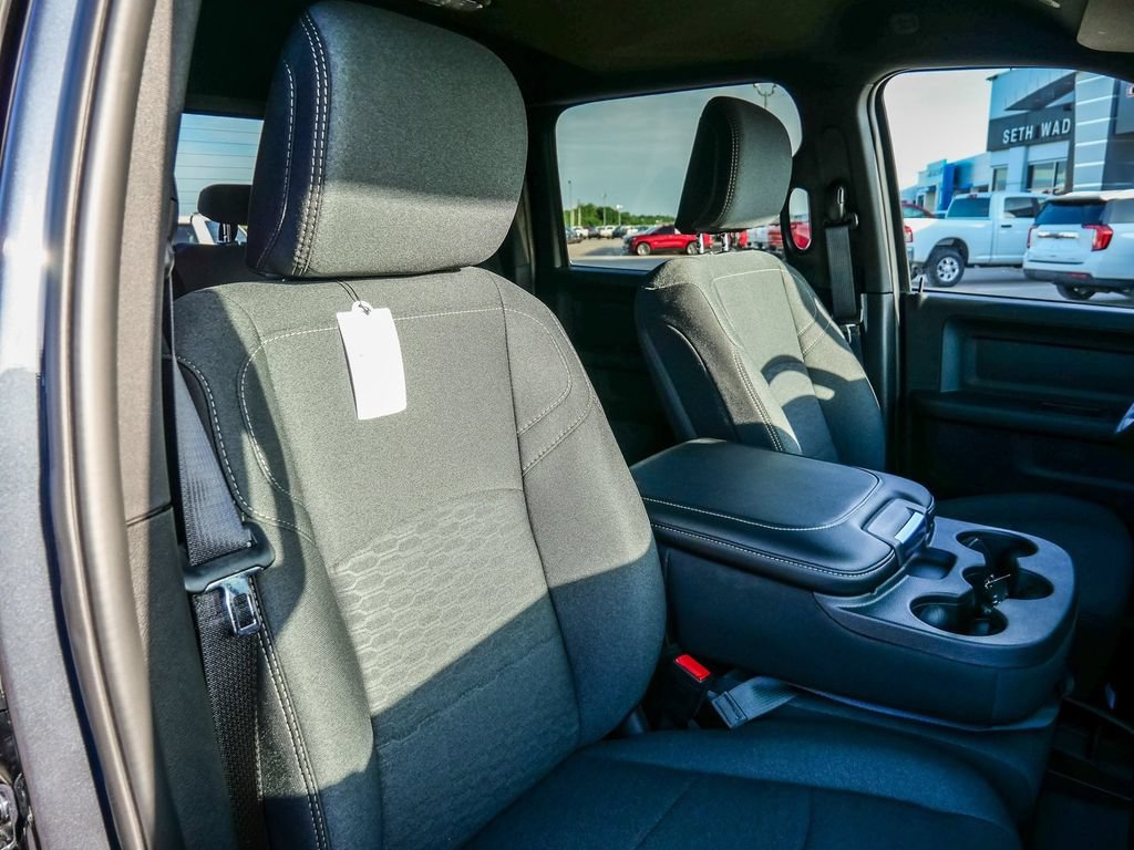 New 2026 RAM 2500 Tradesman AWD/4WD image 19
