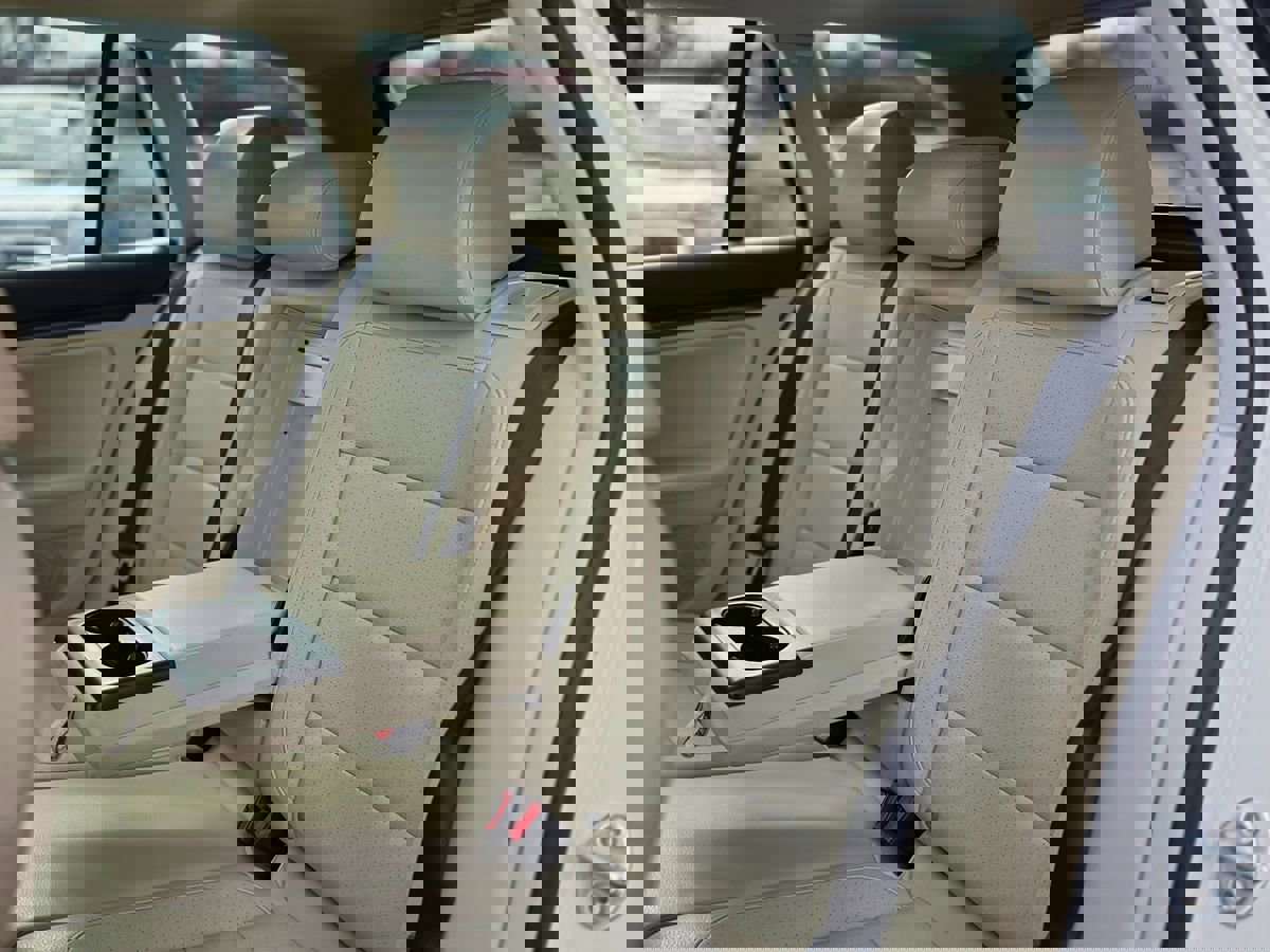 Used 2012 Volkswagen Jetta TDI image 25