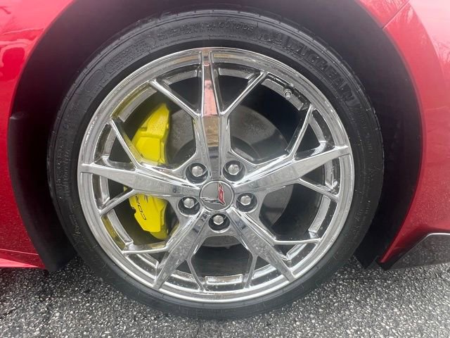 Used 2021 Chevrolet Corvette Stingray Premium Conv w/ Z51 Performance Package RWD image 27