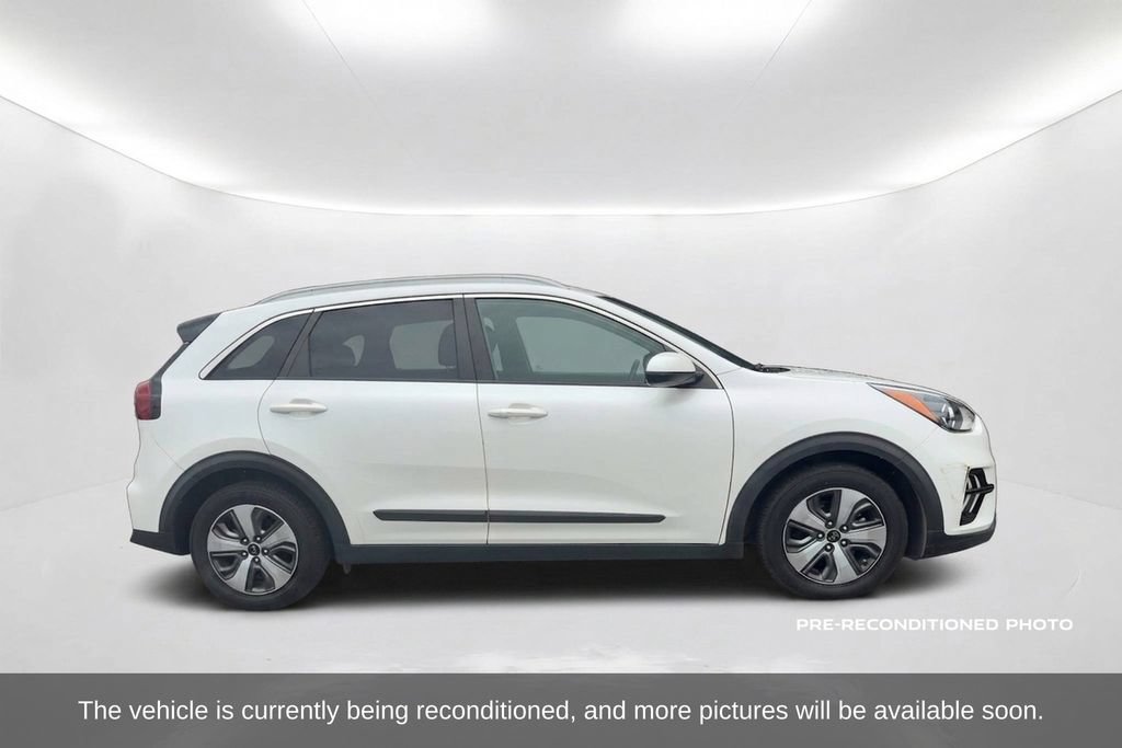 Used 2020 Kia Niro LX FWD image 4