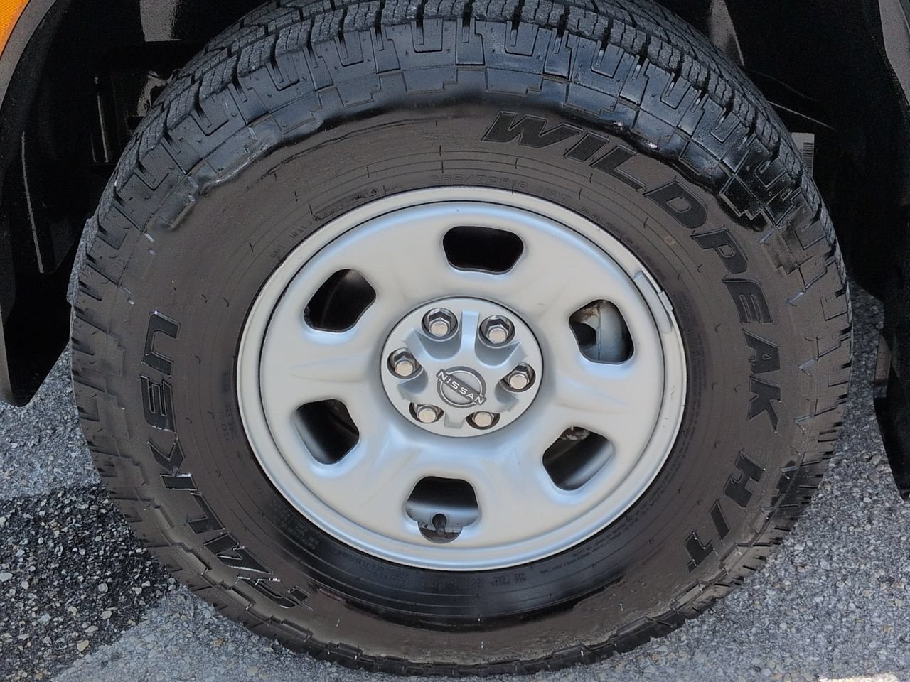Used 2023 Nissan Frontier S w/ Technology Package RWD image 11
