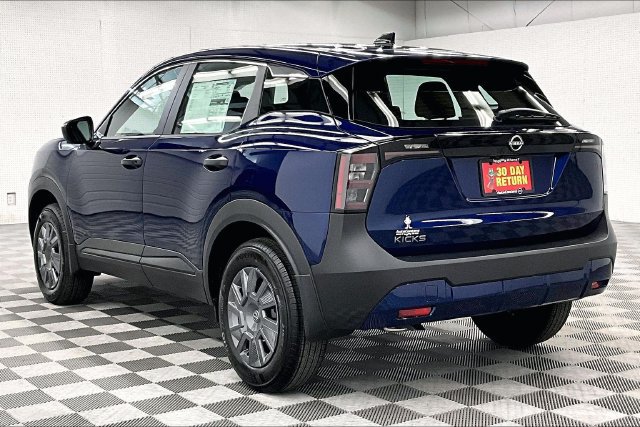 New 2027 Nissan Kicks S FWD image 4