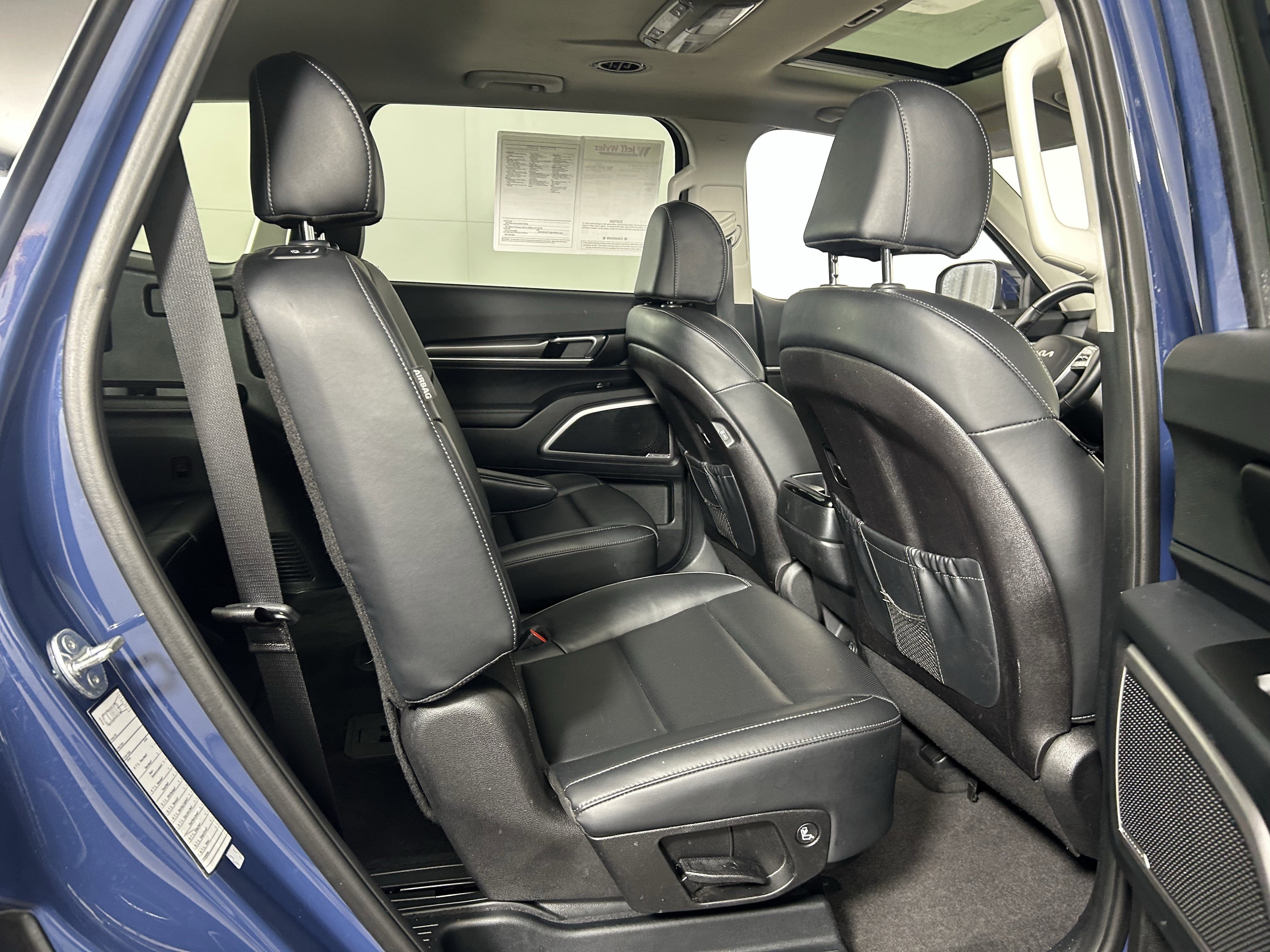 Certified 2025 Kia Telluride S image 43