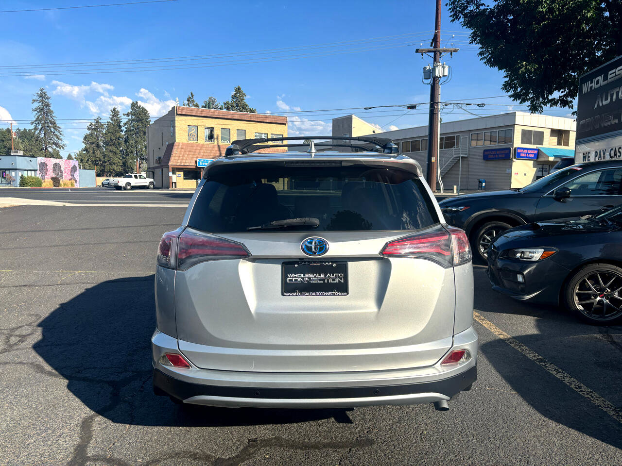 Used 2016 Toyota RAV4 Limited w/ Advanced Technology Package image 4