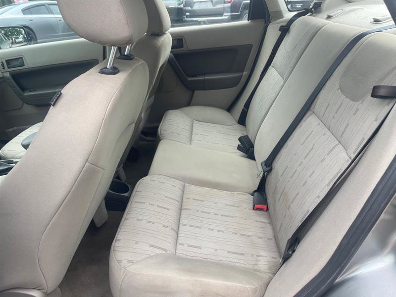 Used 2008 Ford Focus SE FWD image 11