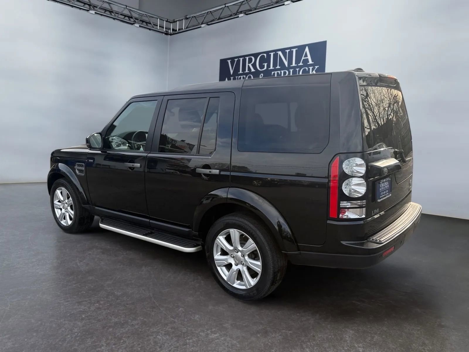 Used 2015 Land Rover LR4 HSE AWD/4WD image 3