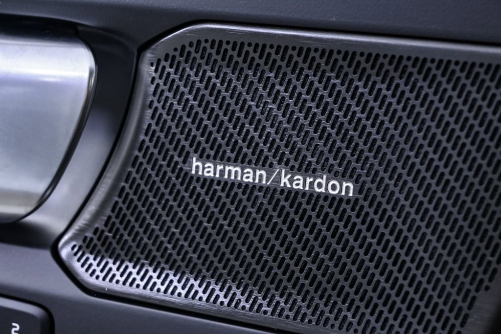 New 2026 Volvo XC40 B5 Ultra w/ Climate Package image 7