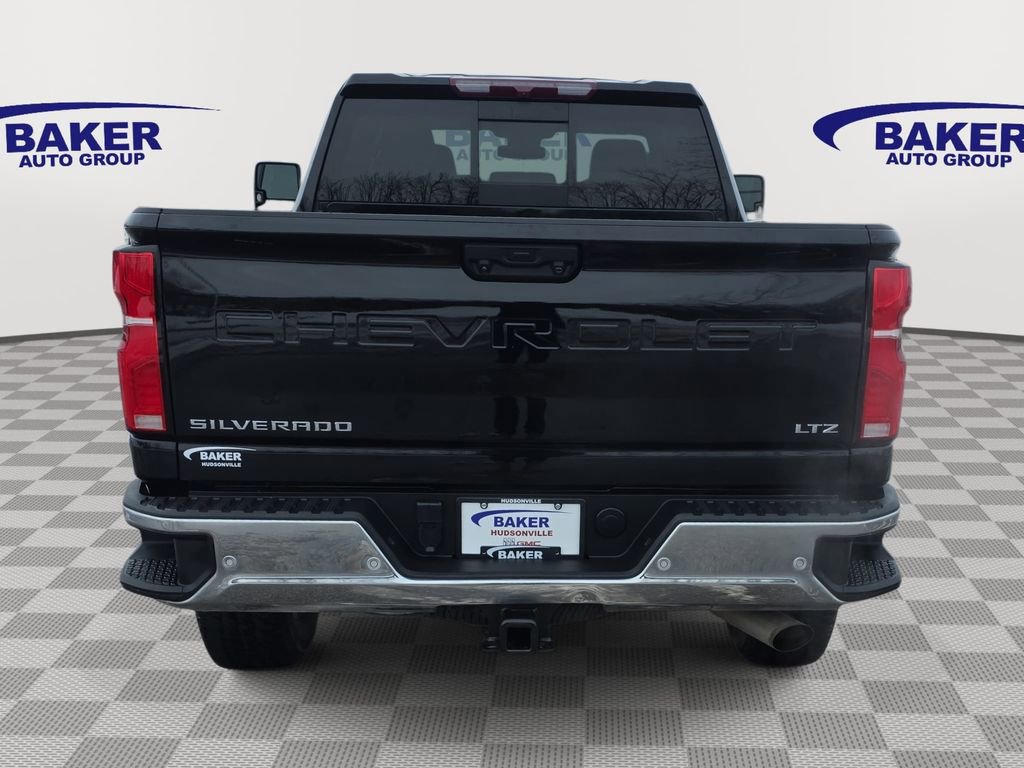 Certified 2024 Chevrolet Silverado 2500 LTZ w/ LTZ Convenience Package image 6