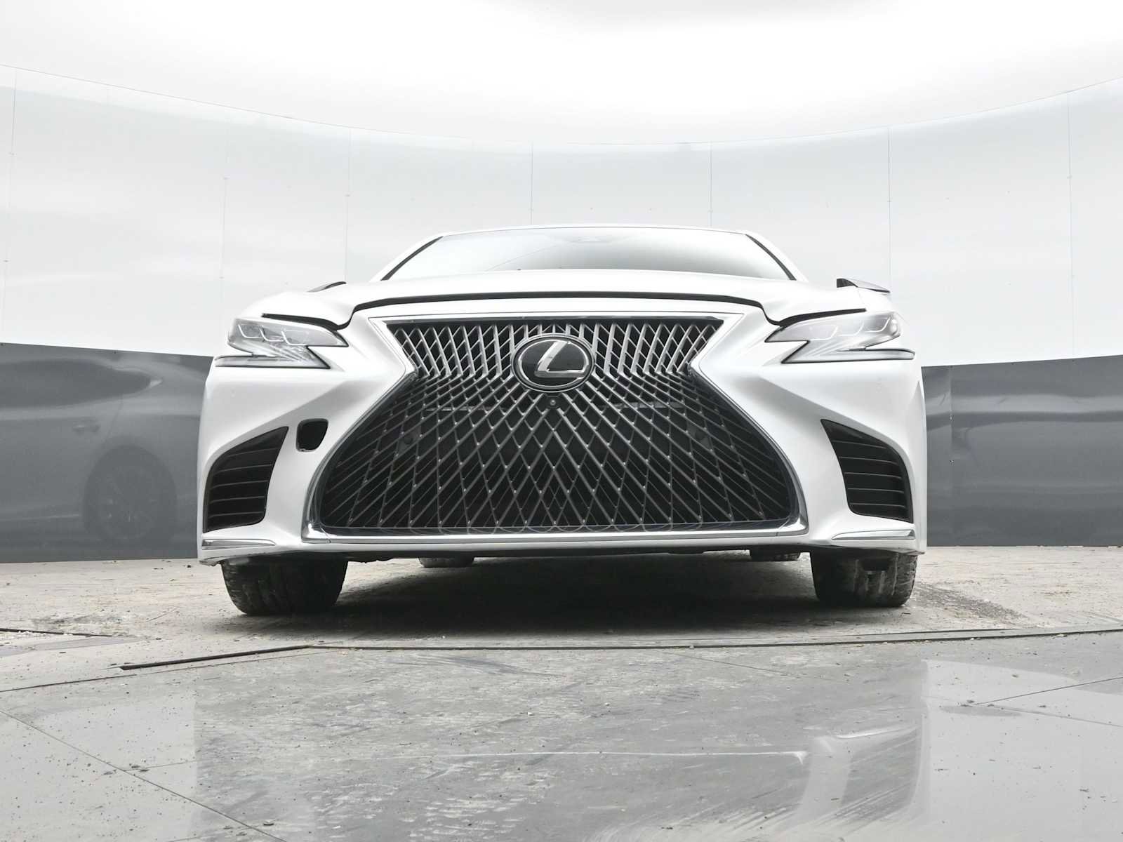 Used 2019 Lexus LS 500 w/ Interior Upgrade Package image 42