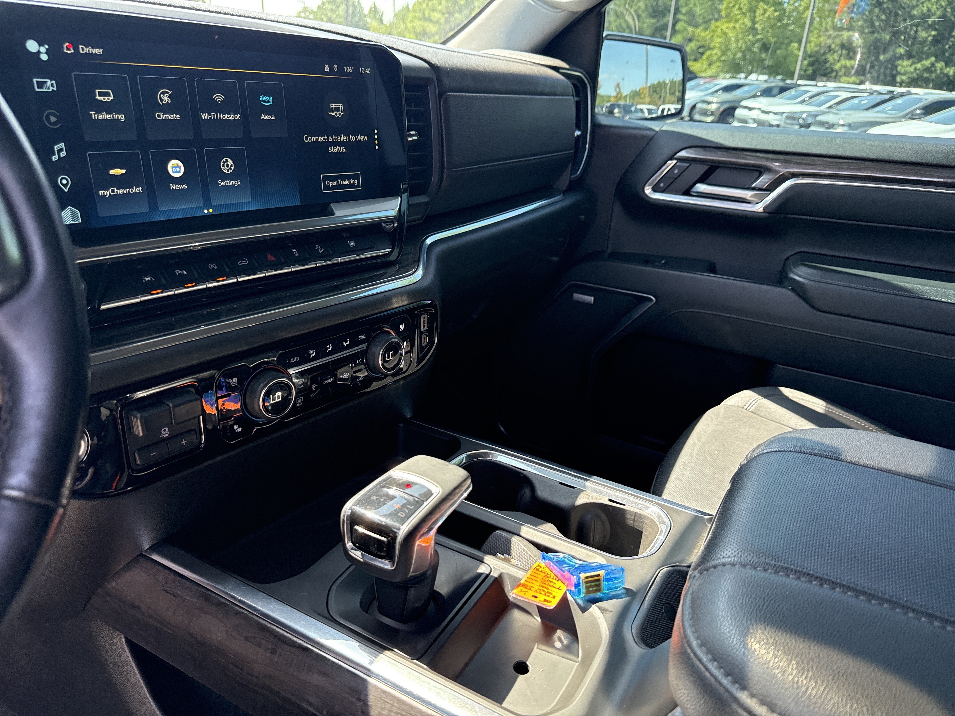 Used 2024 Chevrolet Silverado 1500 LTZ AWD/4WD image 27
