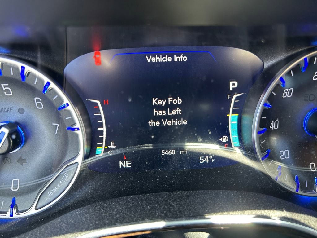 Certified 2023 Chrysler Pacifica Pinnacle image 18