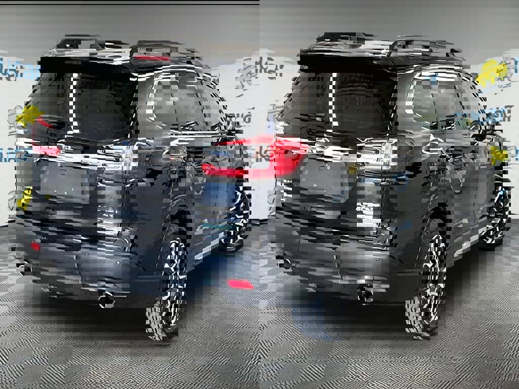 Used 2023 Subaru Ascent Limited w/ Technology Package AWD/4WD image 6