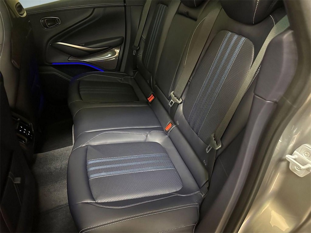 New 2026 Aston Martin DBX 707 image 27