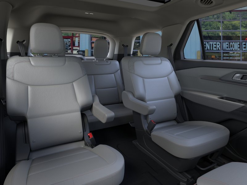 Used 2026 Ford Explorer Active w/ Active Comfort Package AWD/4WD image 11