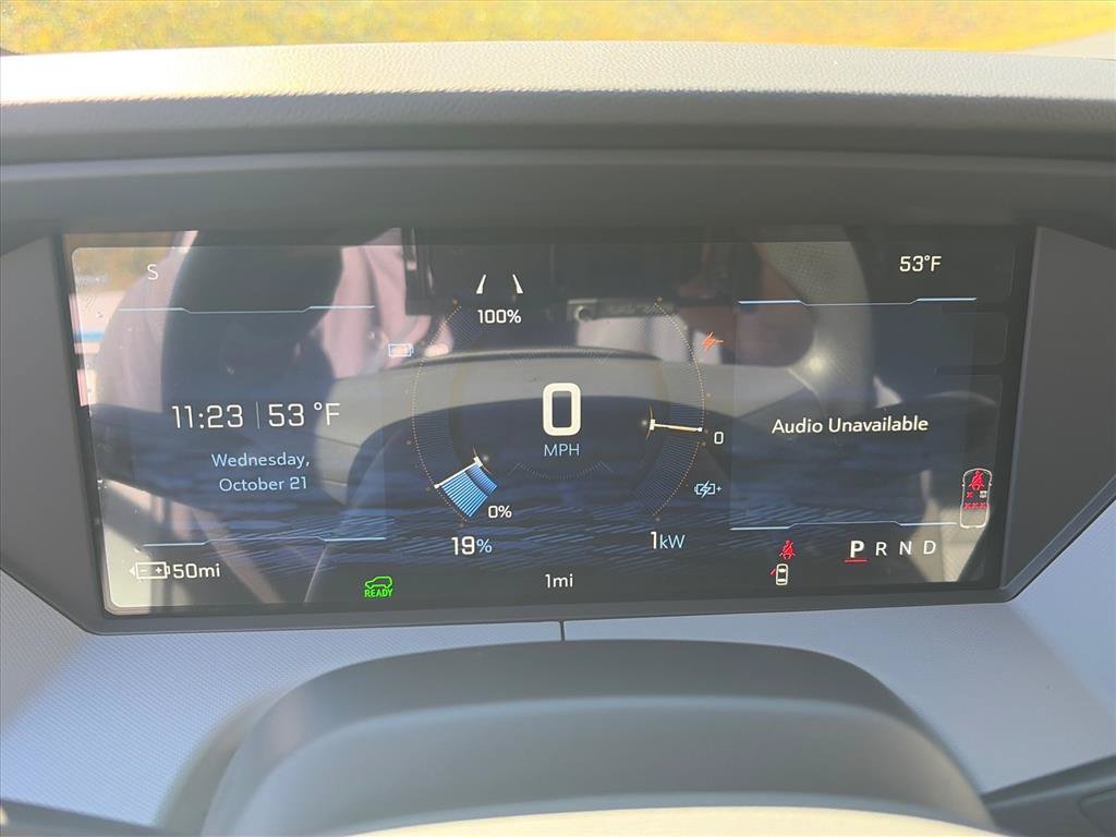 New 2027 Chevrolet Bolt LT FWD image 9