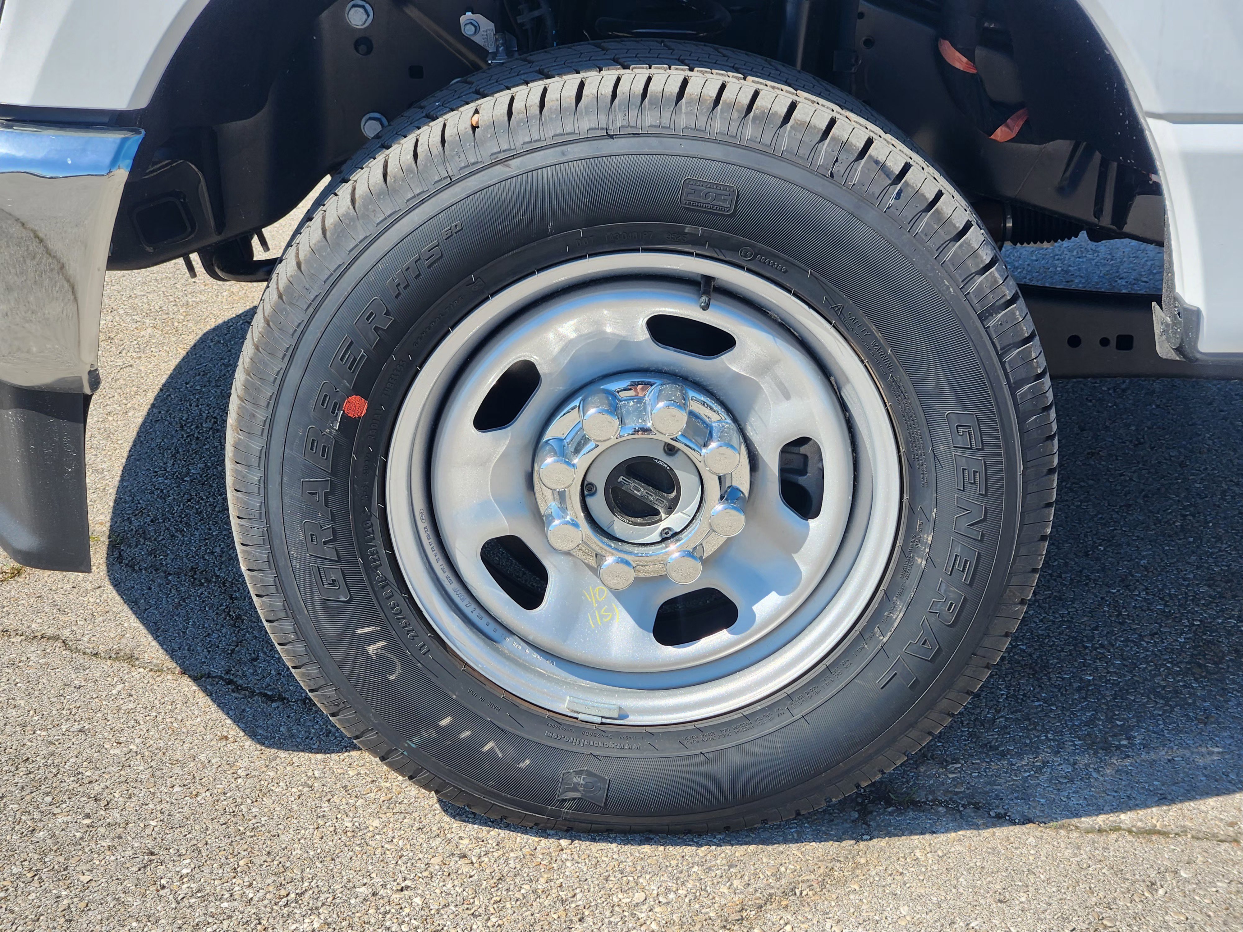 New 2026 Ford F350 XL w/ XL Chrome Package AWD/4WD image 10