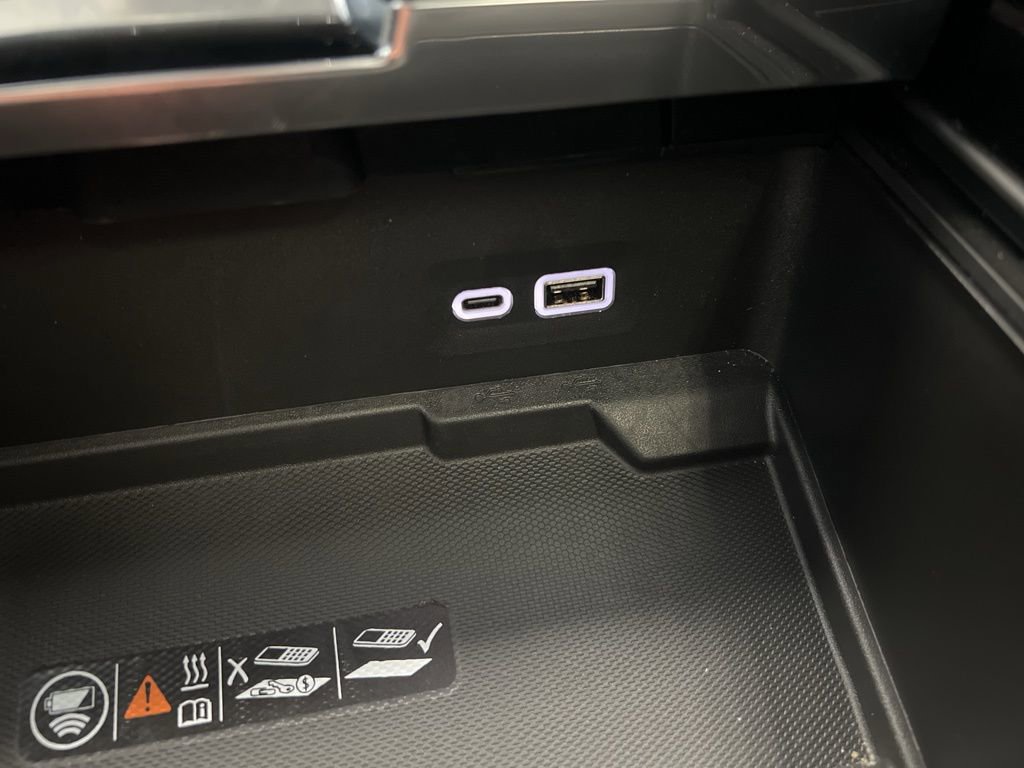 Used 2026 GMC Yukon XL Denali Ultimate w/ LPO, Illumination Package image 25