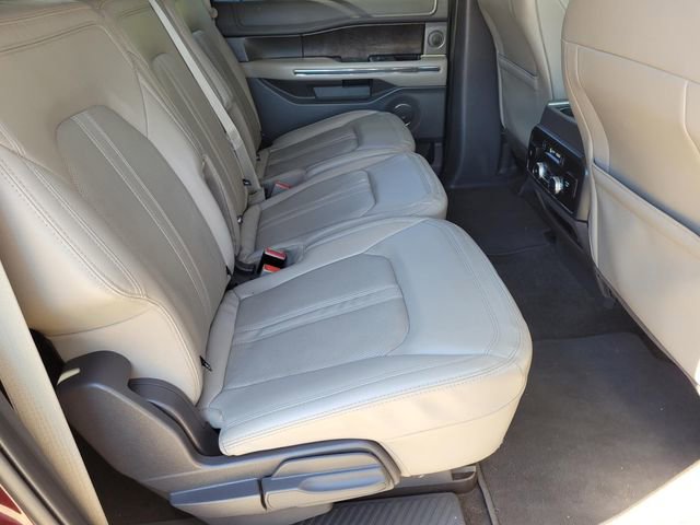 Used 2021 Ford Expedition Max Limited AWD/4WD image 13