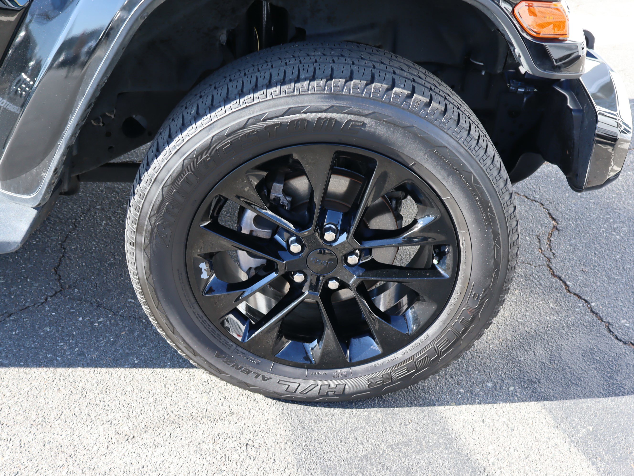 Used 2022 Jeep Gladiator Overland image 39