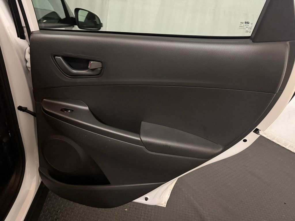 Used 2023 Hyundai Kona SEL w/ Cargo Package image 30