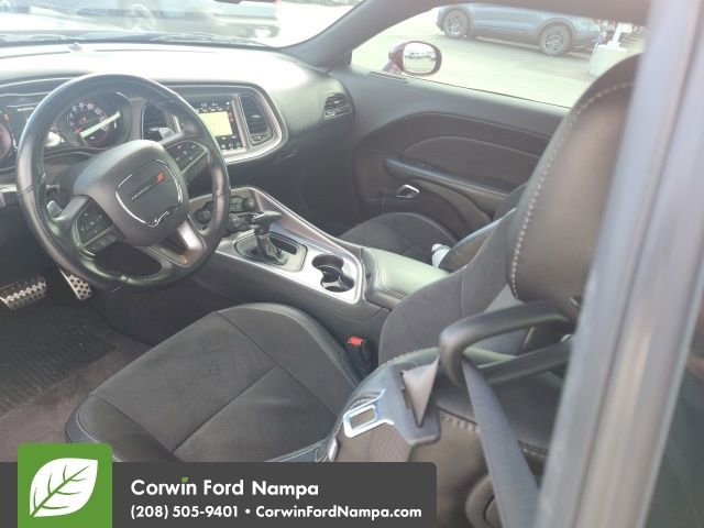 Used 2019 Dodge Challenger R/T w/ Plus Package image 7