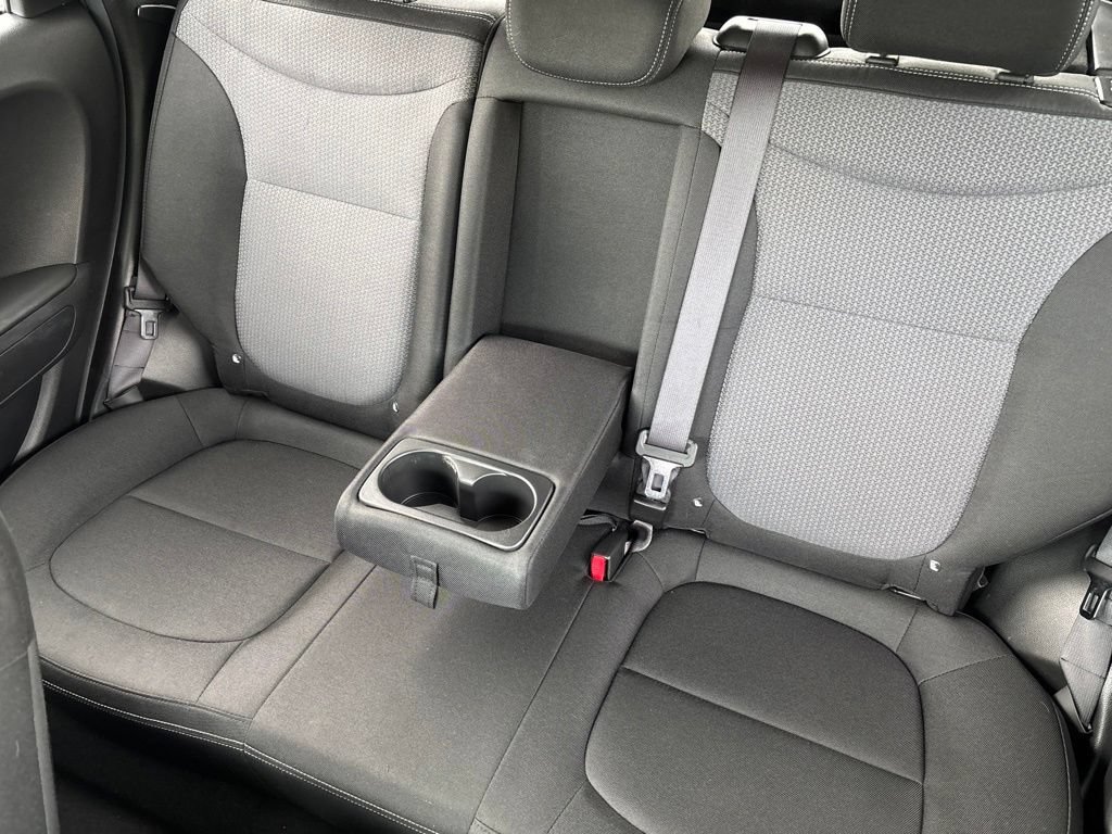 Used 2018 Kia Soul + FWD image 18