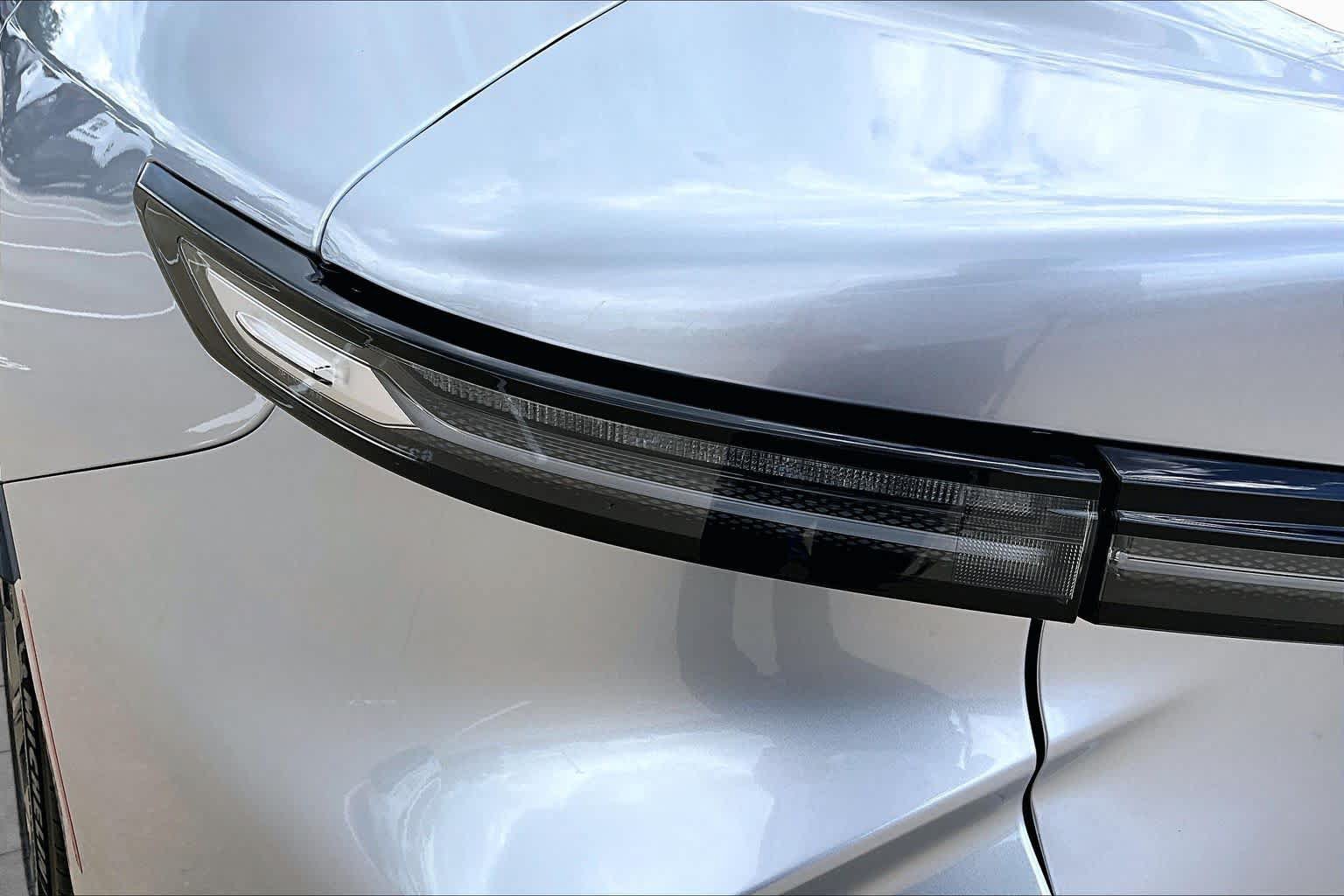 Used 2026 Lexus ES 500e AWD/4WD image 28