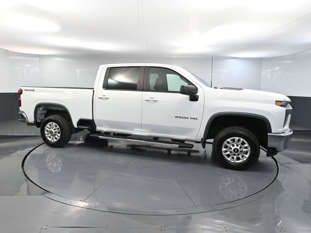 Used 2022 Chevrolet Silverado 2500 LT image 4