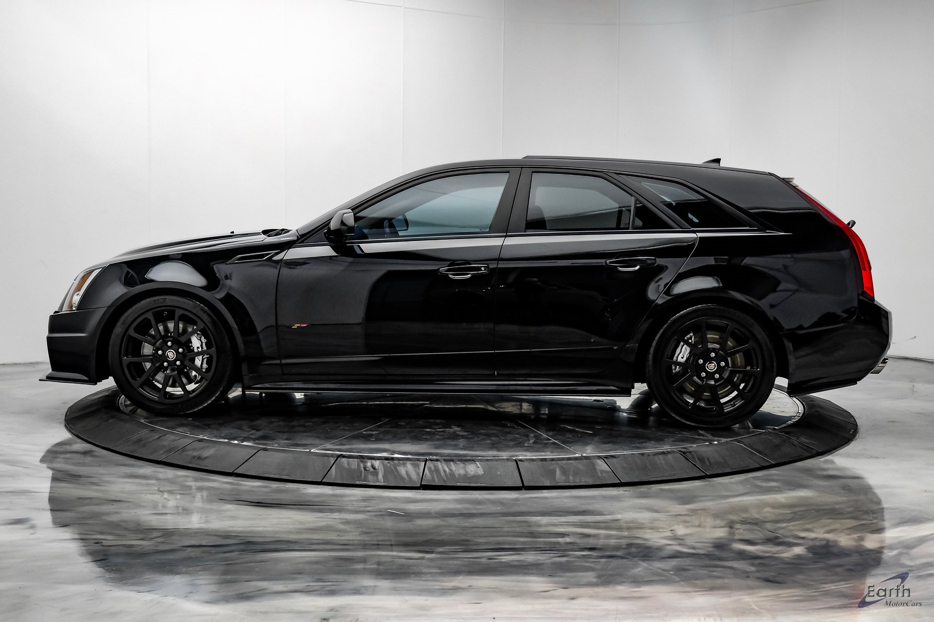 Used 2013 Cadillac CTS V image 5