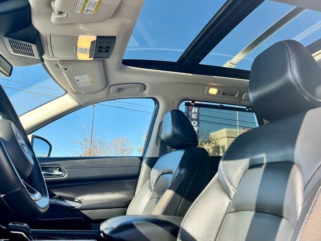 Certified 2023 Nissan Pathfinder SL w/ SL Premium Package image 21