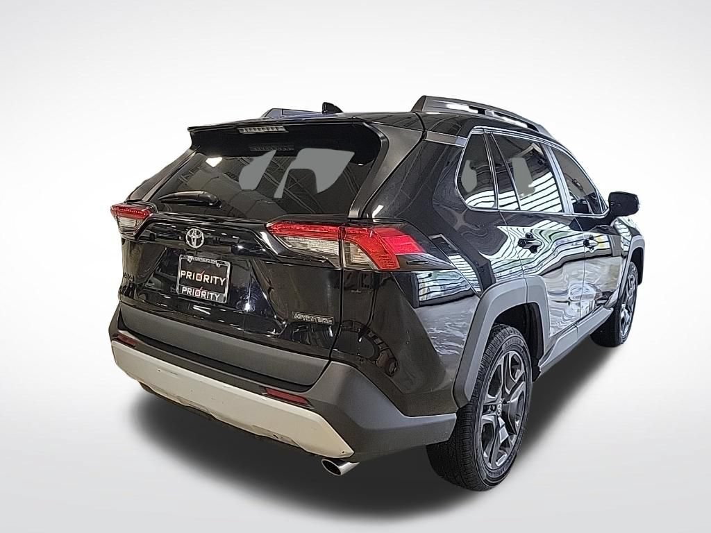 Used 2023 Toyota RAV4 Adventure AWD/4WD image 4